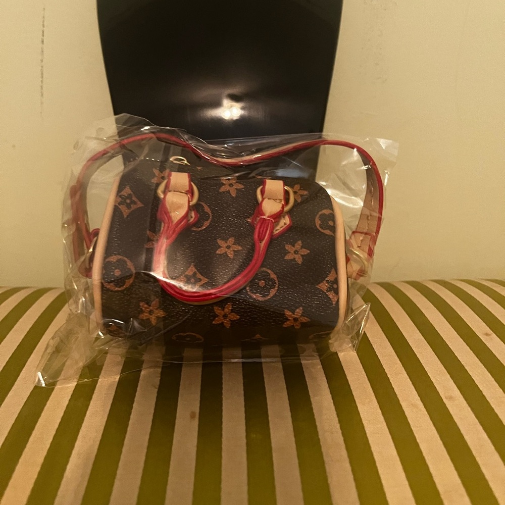 Elegant Brown Handbag Keychain